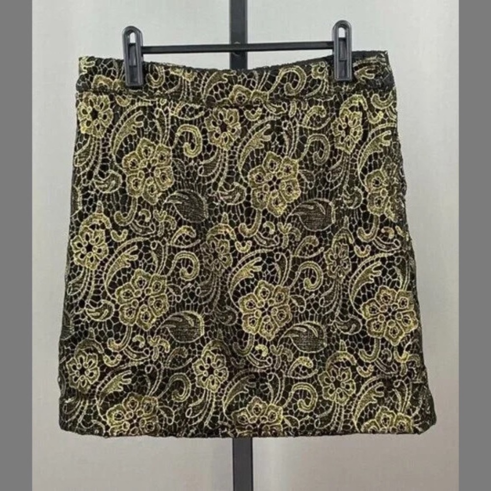 NEW Banana Republic Skirt Womens 4 black gold floral monogram preppy
